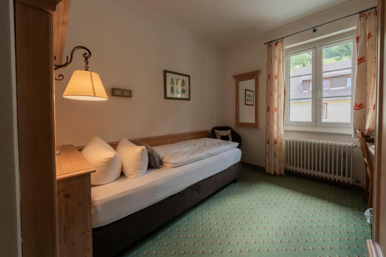 Gruener Baum Naturparkhotel & Schwarzwald-Restaurant Todtnau Luaran gambar